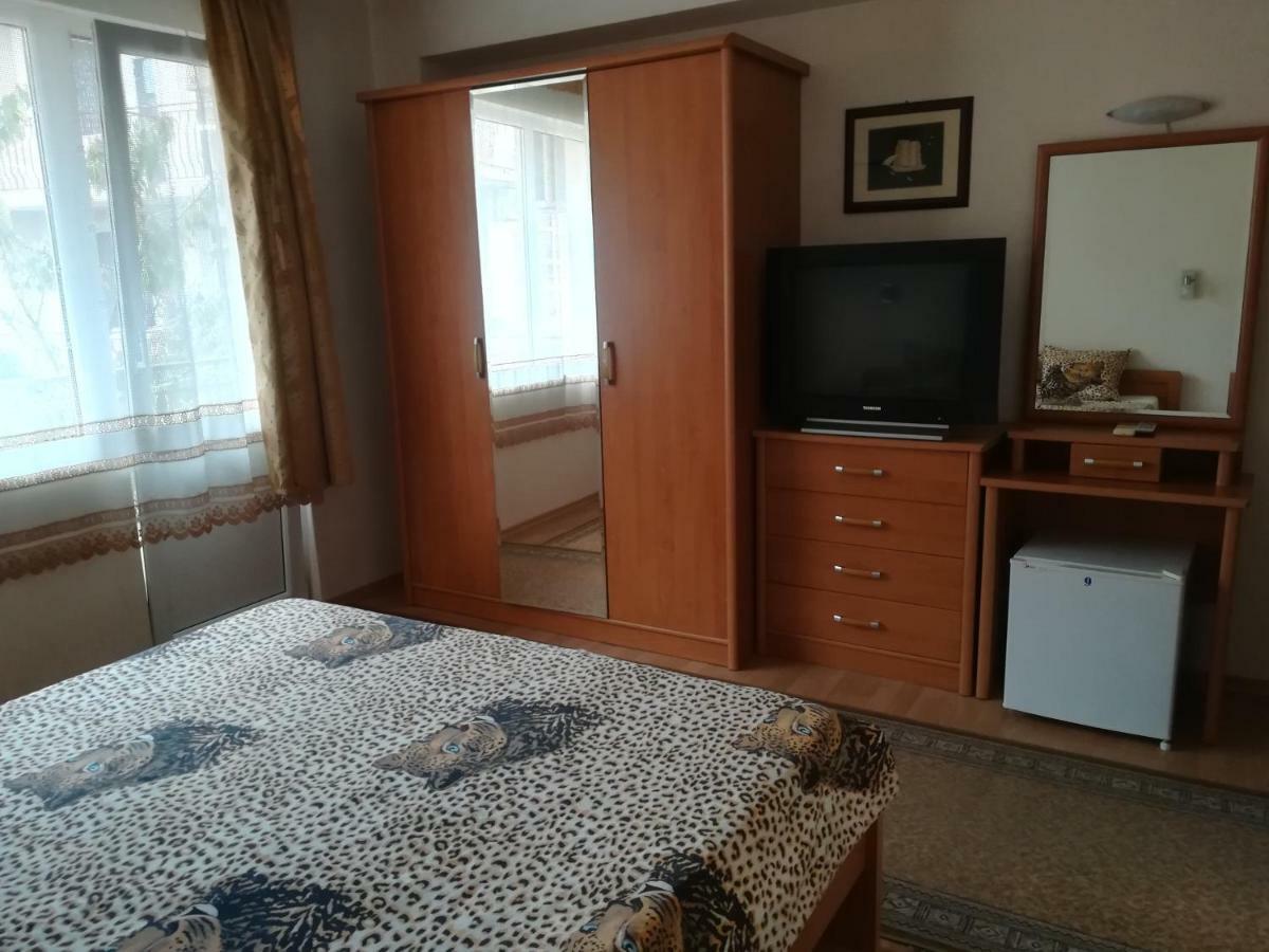 Guest House Georgieva Ravda ภายนอก รูปภาพ