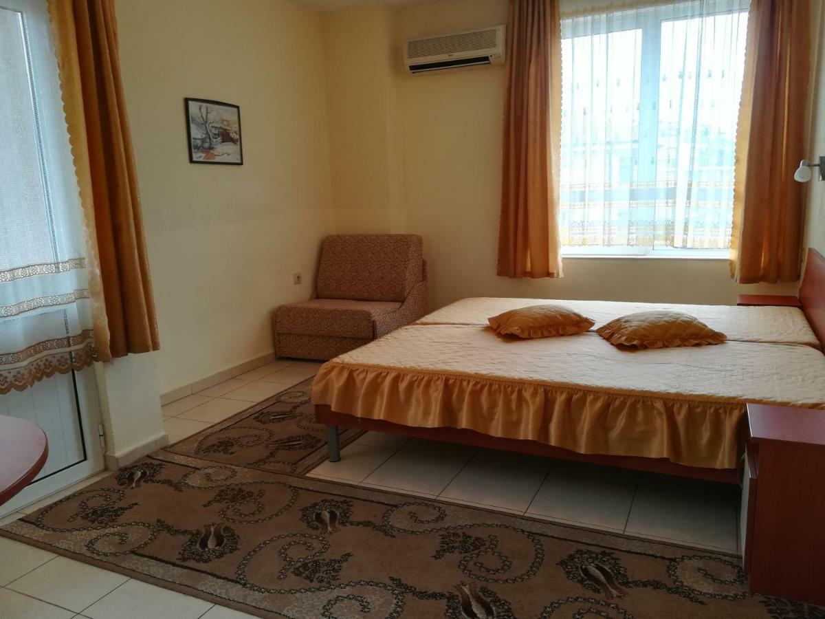 Guest House Georgieva Ravda ภายนอก รูปภาพ