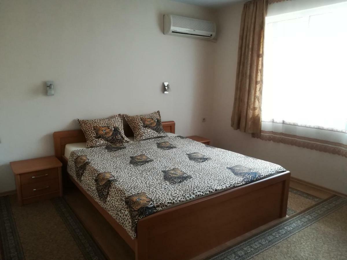Guest House Georgieva Ravda ภายนอก รูปภาพ